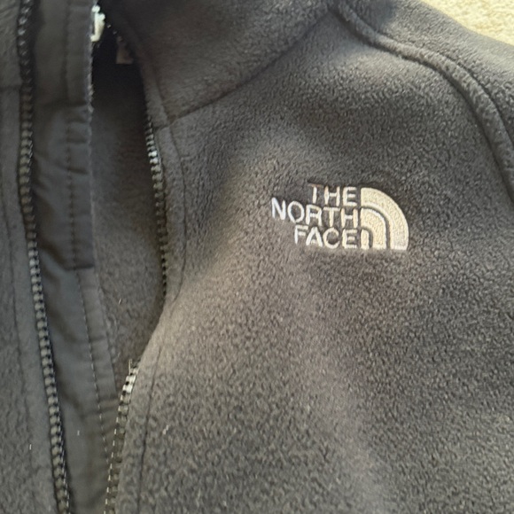 The North Face Black Womens Full-Zip Fleece Jacket - Picture 2 of 7
